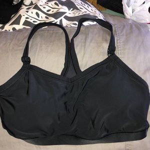 Aerie chill/play/move sports bra w/ removable cups